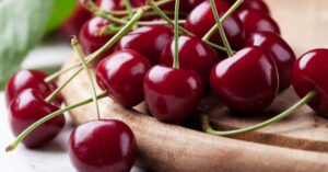 Cherries – Benefits and recipes